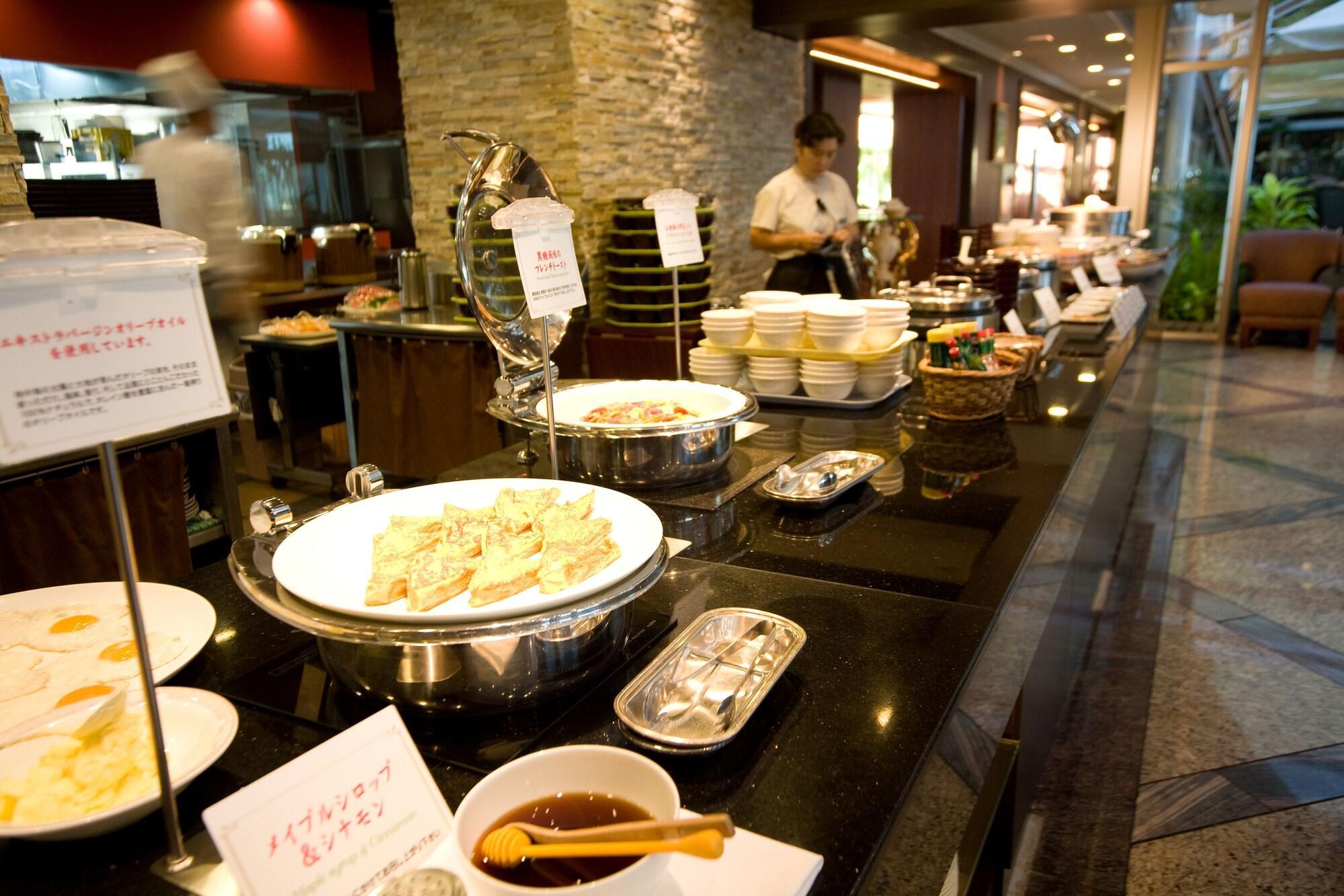 Okinawa Kariyushi Urban Resort Naha Exteriér fotografie